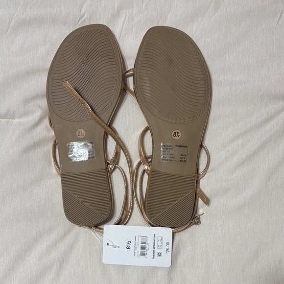 Scoop NYC Metallic Rose Gold Strappy Sandals - Picture 2 of 2